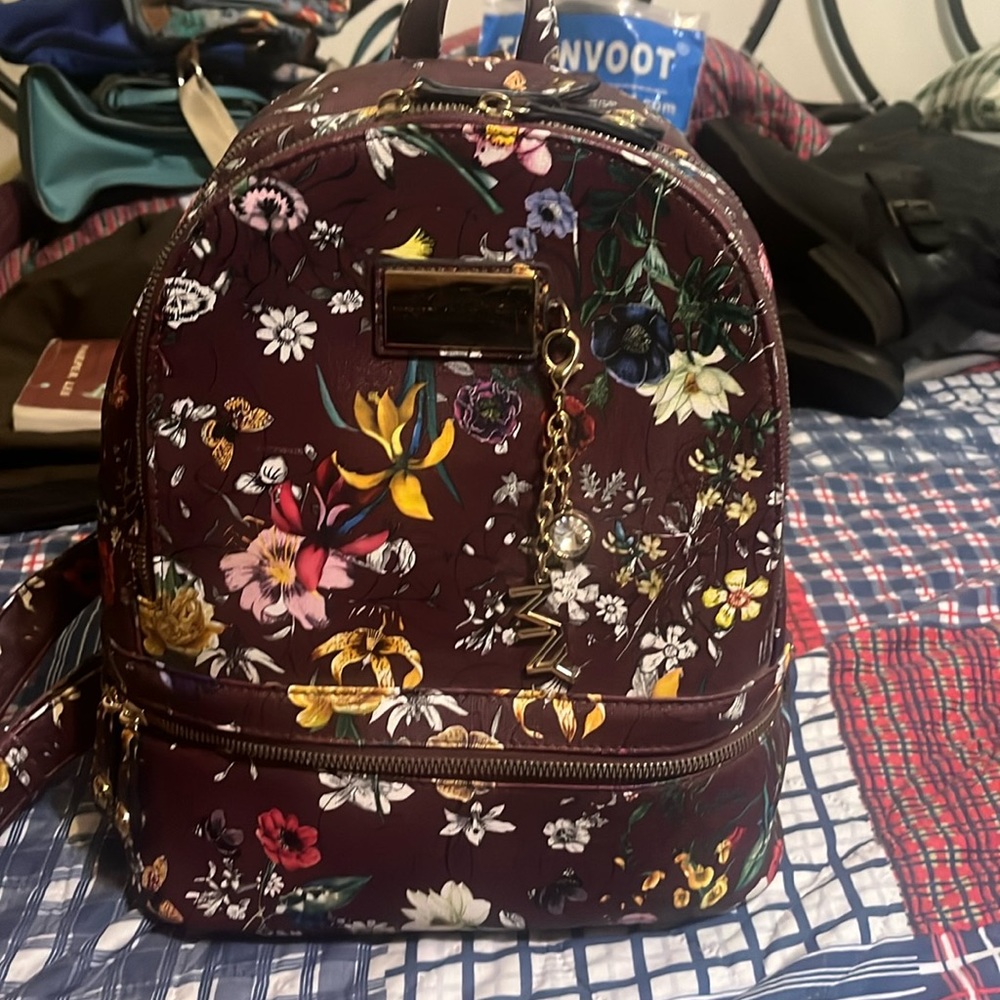 🎉SALE🎉$20 or 2 for $30🎉 🩷Very cute Marc New York🩷❤️ Backpack